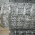 Chian factory Новая продажа (электро и горячеоцинкованный оцинкованный) Травяной забор (мануфактура)